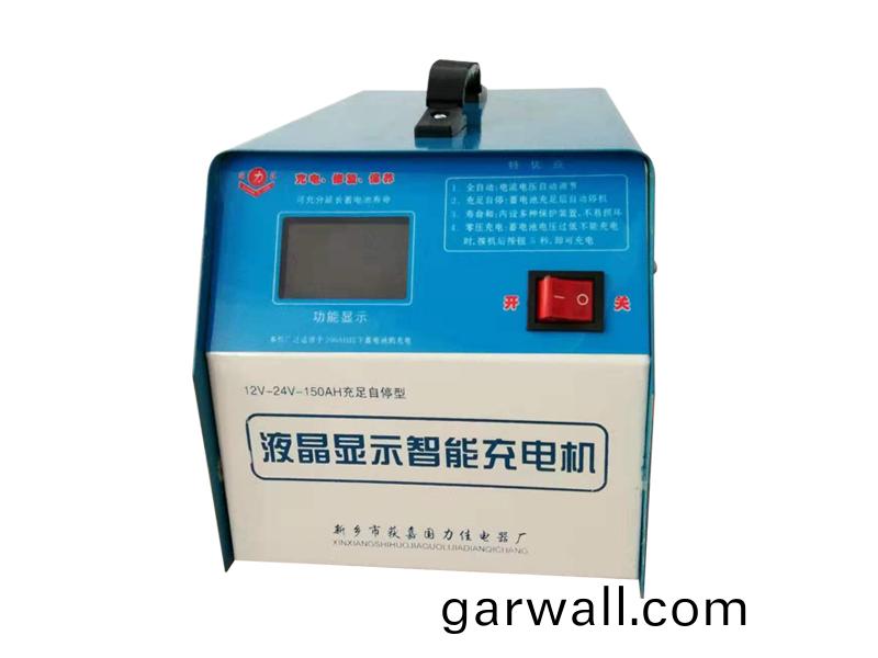12V-24V-150AH充(chong)足自停型液晶顯(xian)示智能(neng)充電機